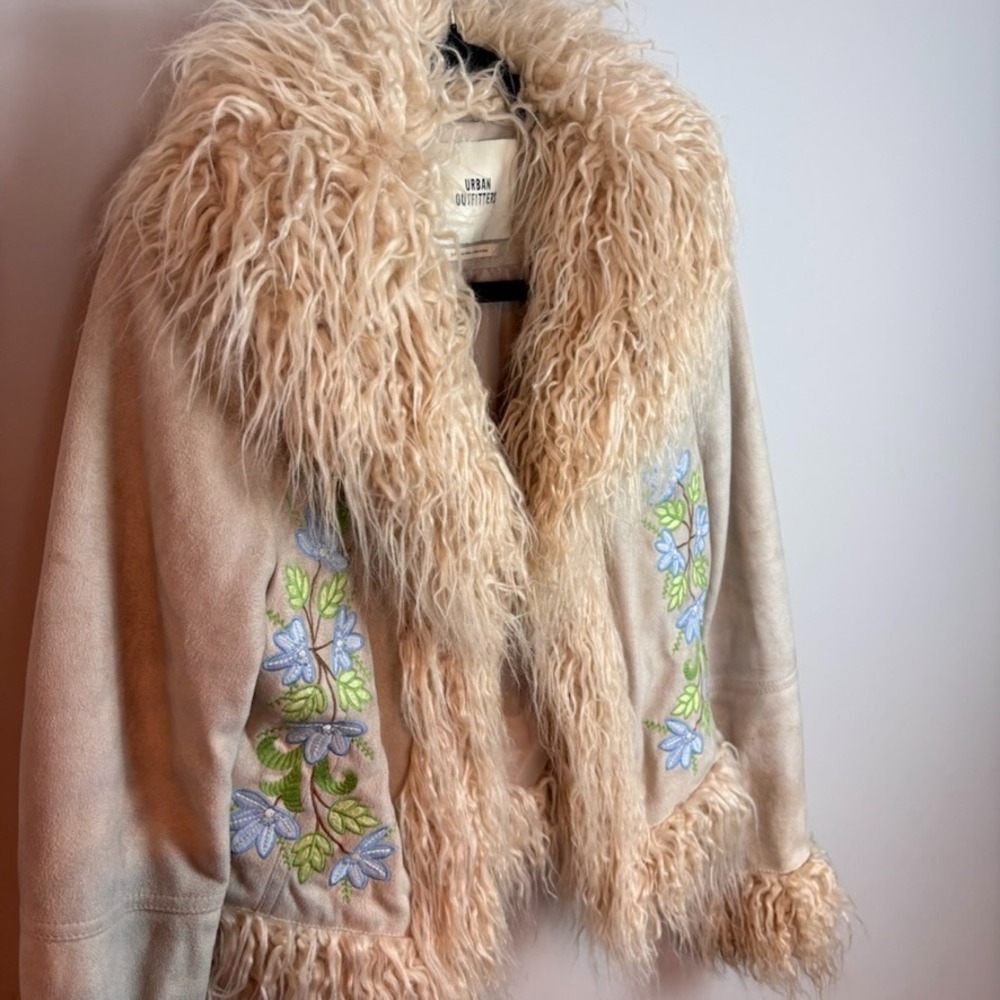 Urban Outfitters Faux Suede Embroidered Hippie Pennylane Jacket Small 70's Retro - Picture 6 of 10